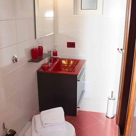 A' Piccerella * 那不勒斯